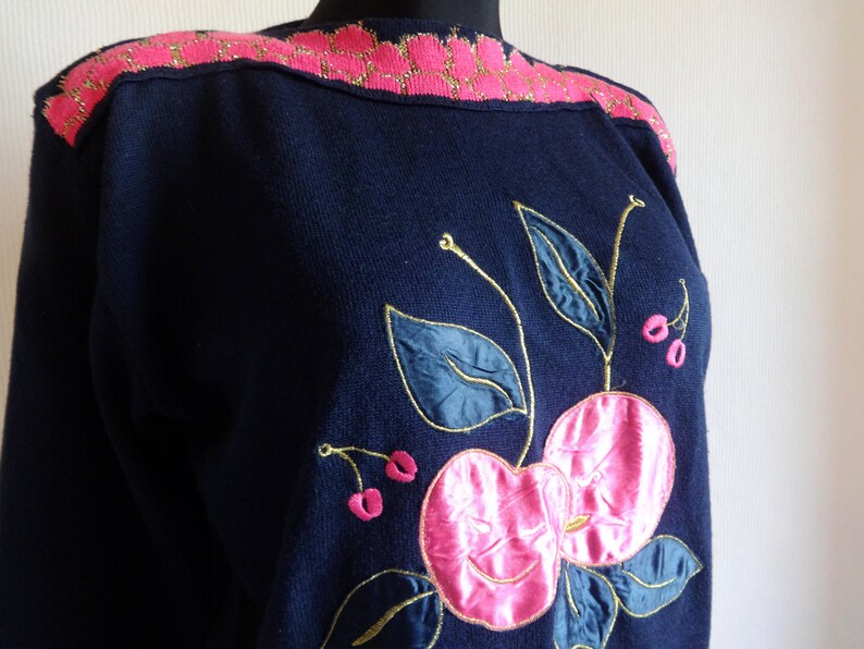 Vintage Sweater With Cherries Embellished Jumper Fashion 80s 90s Women/'s Clothing Dark Blue Pink Golden Metallic Thread