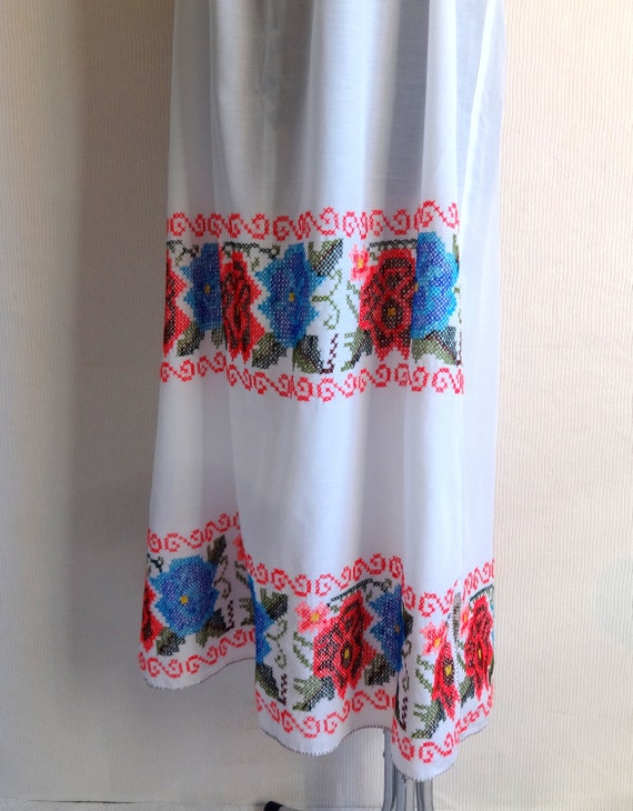 Vintage Ukrainian Russian Style Cross Stitch Embr… - image 6