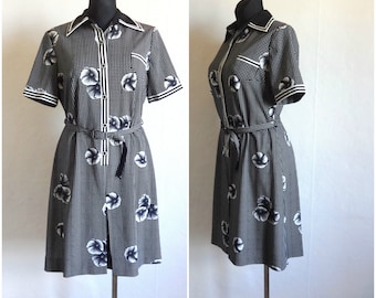 Vintage Black & White Floral Dress Belted Short Sleeve Fake Slit 70s 80s Women's Clothing Buttons Closure Full Lining Knee Length Dress