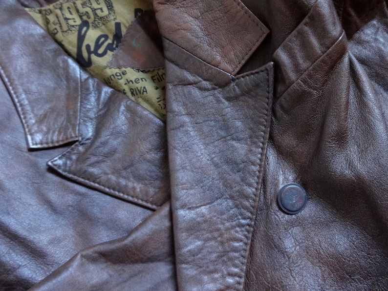 Vintage 80s Women/'s Double Breasted Short Leather Jacket 2 Buttons Closure Padded Shoulders  Short Spring Jacket Real Leather Full Lining