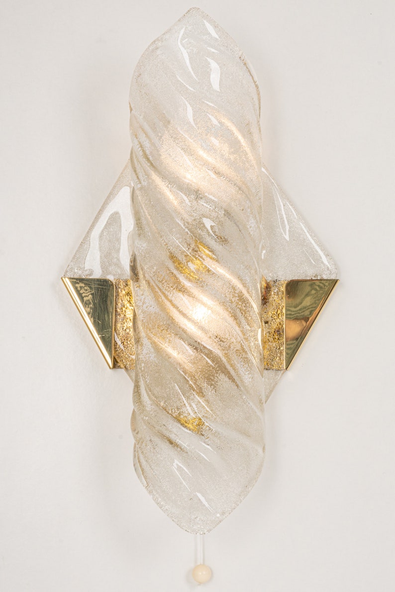 Paire de grandes sconces angulaires de verre de Murano de vanité par Hillebrand, Allemagne, années 60 image 8