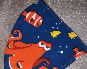 Fish with Dementia looks for unfunny fish and his son with a small fin Cotton Face Mask