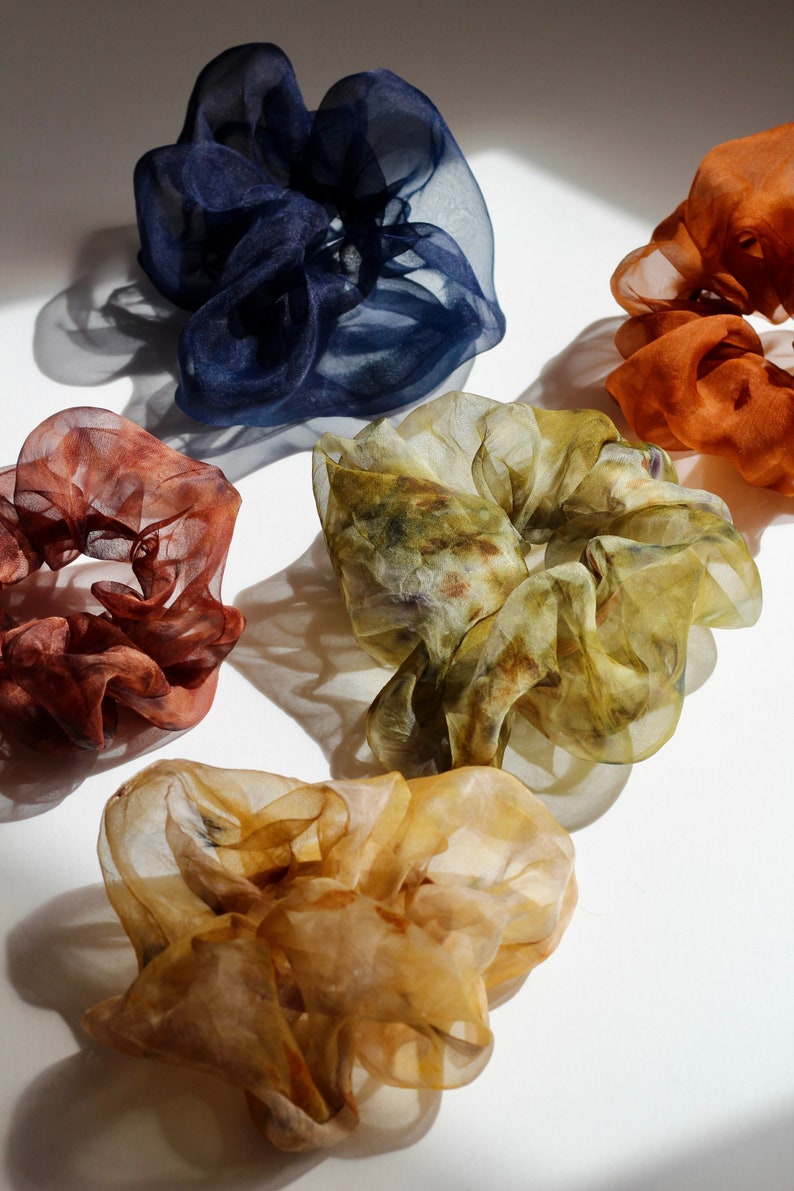 Silk Organza Scrunchie // Plant Dyed Scrunchie zdjęcie 1