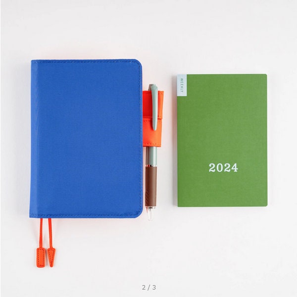 Hobonichi Techo Accessories Japanese A6 Hobonichi Weekly Calendar Notebook,  Great Weekly Layout, Tomo River Paper