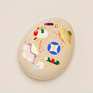 Egg-shaped Small Paulownia Wood Box - Good Luck Charm 2, Wooden Storage Box , Pill case, Jewellery Storage Box, Keepsake Box, Desk Organizer