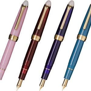 Sailor Shikiori – TSUKUYONO MINAMO series Fountain Pen (nib : Fine), Gifts for Writers
