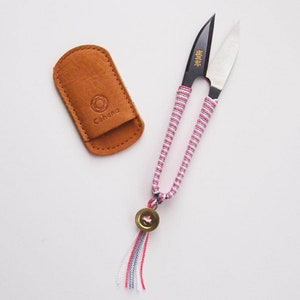 Shozaburo Thread Snips with Iga Silk Braid