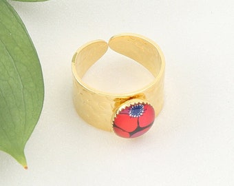 Bague en résine, dorée à l'or fin, martelée, motif "Coquelicot", modèle JASMIN