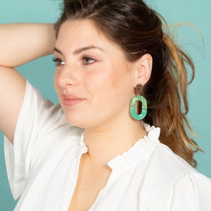 Resin earrings, studs, Paint Bleu pattern, Gold / Silver / Bronze, ABBY model image 4