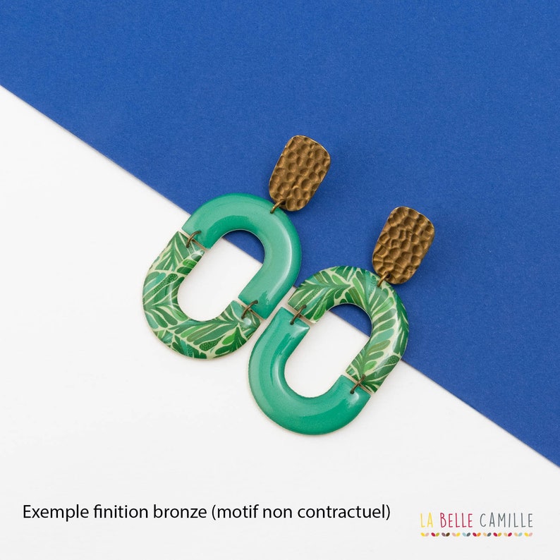 Resin earrings, studs, Paint Bleu pattern, Gold / Silver / Bronze, ABBY model image 3
