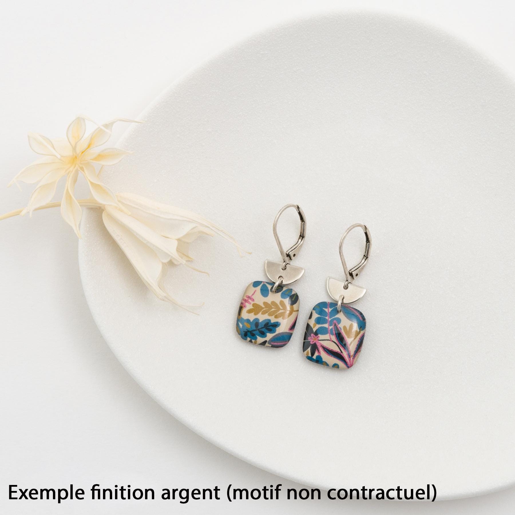 Boucles D’oreilles Dormeuses En Résine – Pendantes Perles Blanches, Style Vintage