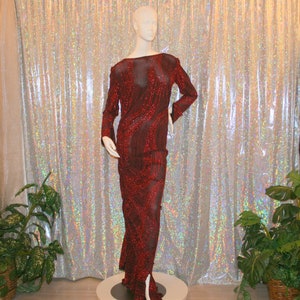Vestido bolero-tango-rumba rojo y negro con cuentas hechas a mano - Waves of Fire