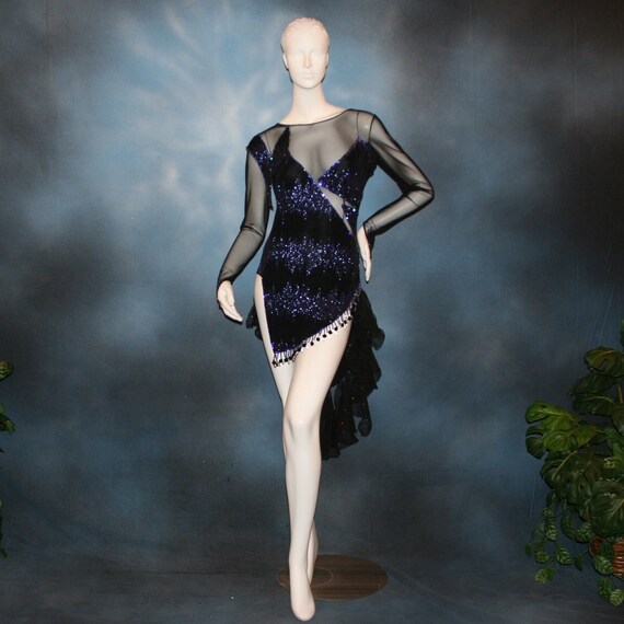 accent colors for black dress Savannah Crew V-Notch Neckline with Waist Band | Concert Dresses | Cousin's  Concert Attire