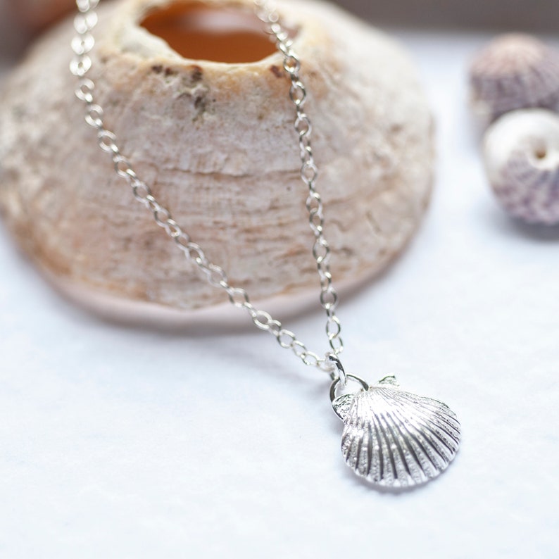 Beachcomber Necklace Dainty Necklace Shell Necklace Scallop Pendant Tiny Necklace Sterling Silver Necklace