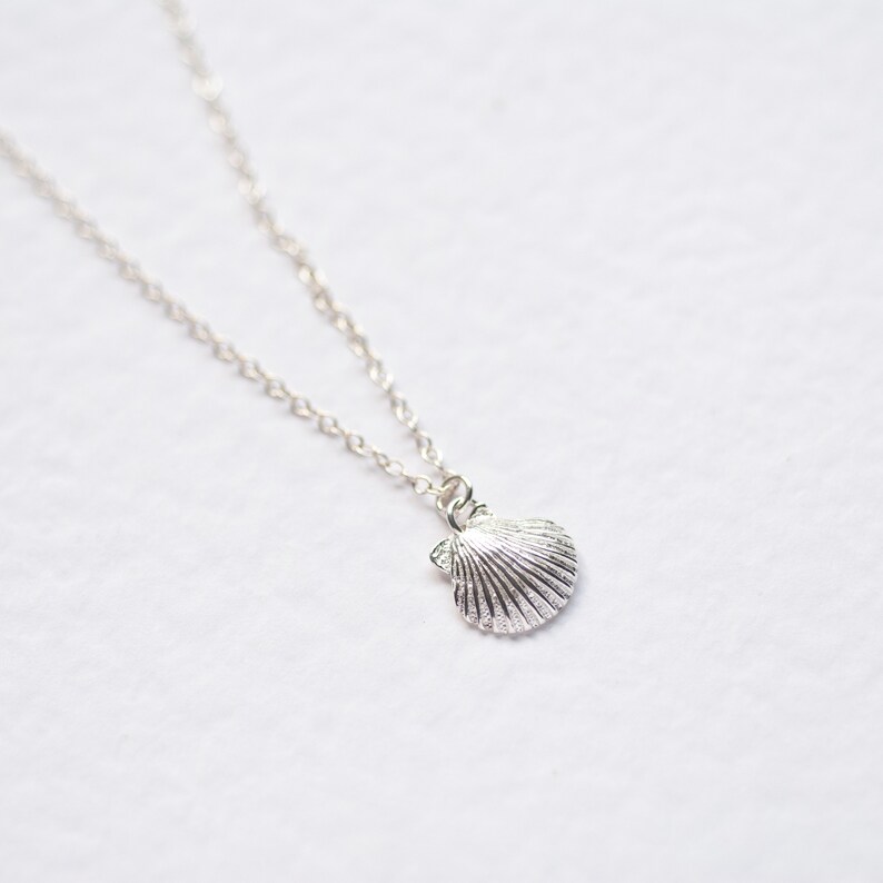 Beachcomber Necklace Dainty Necklace Shell Necklace Scallop Pendant Tiny Necklace Sterling Silver Necklace