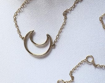 Crescent Moon silver necklace, moon pendant, minimalist necklace, minimal jewelry