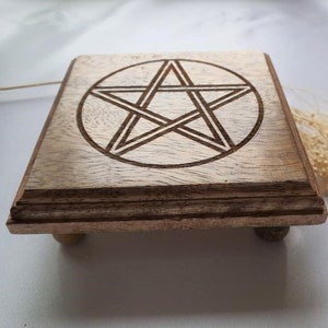 PENTACLE mini altar table, wood altar table, pagan altar table, witchy altar table, wicca altar table, mini altar display, 11.5cm - 4.53in