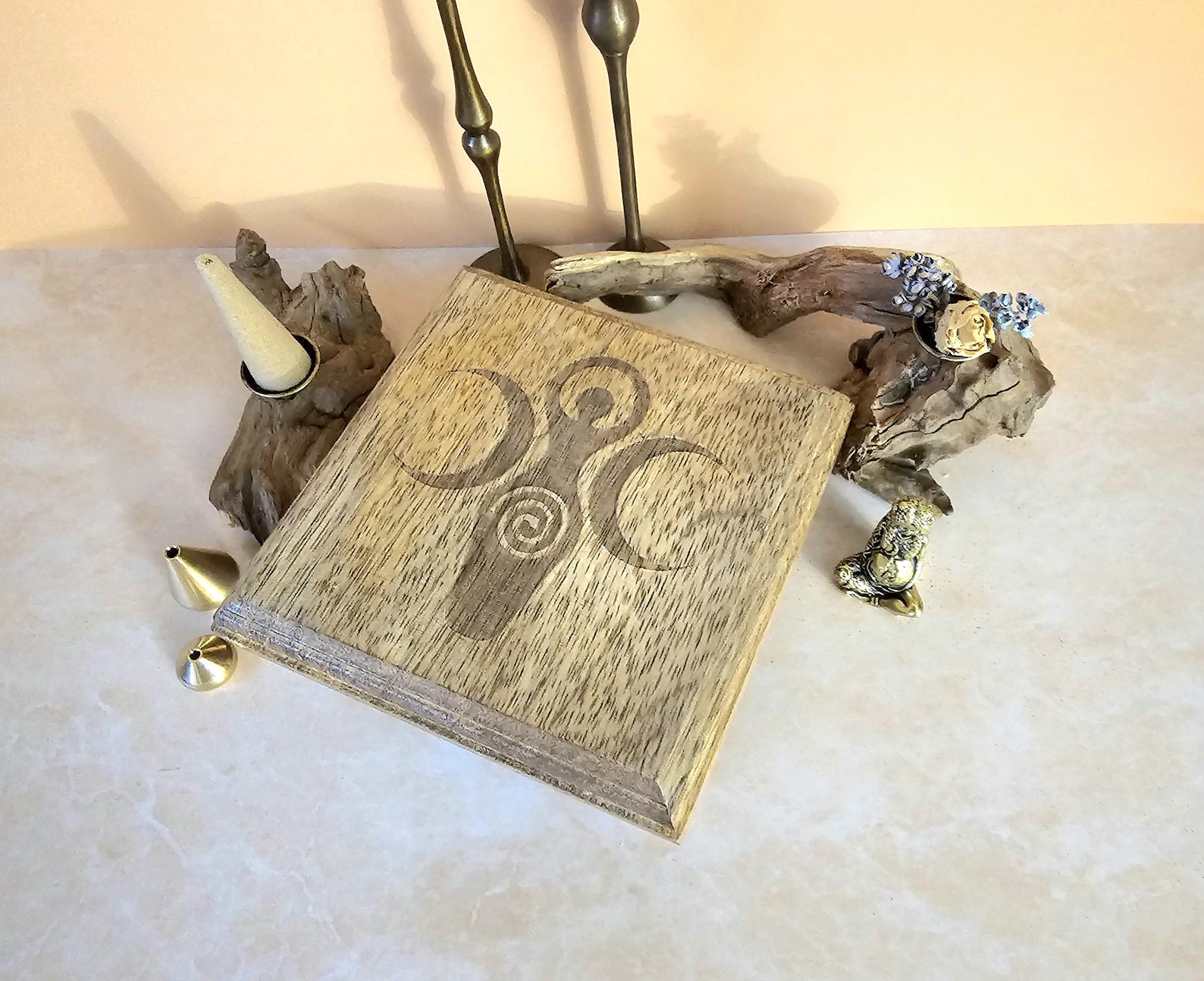 Goddess Mini Altar Table, Pagan Altar Table, Wicca Altar Table, Mini ...