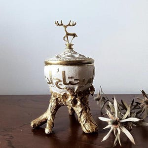 Incense burner for all kinds of incense, resin and golden metal, white and gold, Arabic burner, DEER, height 19cm - 7.48in