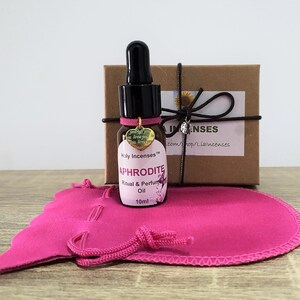 Aphrodite Ritual & Perfume Oil - handcrafted - 10ml - Holy Incenses® by Lia Geraldes de Matos + OFFERS