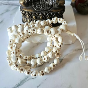 SKULL mala with bone guru bead, skull necklace, Tibetan japa mala 108 mala beads, skull prayer beads, Kali mala, howlite skull mala