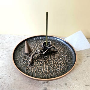 Metal incense burner, incense holder, incense cone plate, candle holder, candle plate, altar plate, diameter 12cm 4.72in, LOTUS LAKE