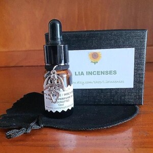Santa Muerte Oil, Holy Death Oil, General purpose, Ritual and Perfume Oil, handcrafted, 10ml, Holy Incenses® by Lia Geraldes de Matos