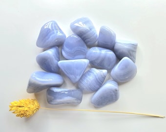 Blauer Spitzenachat-Trommelstein, Halschakra-Kristall, beruhigender Edelstein, 2,5 cm bis 3,6 cm