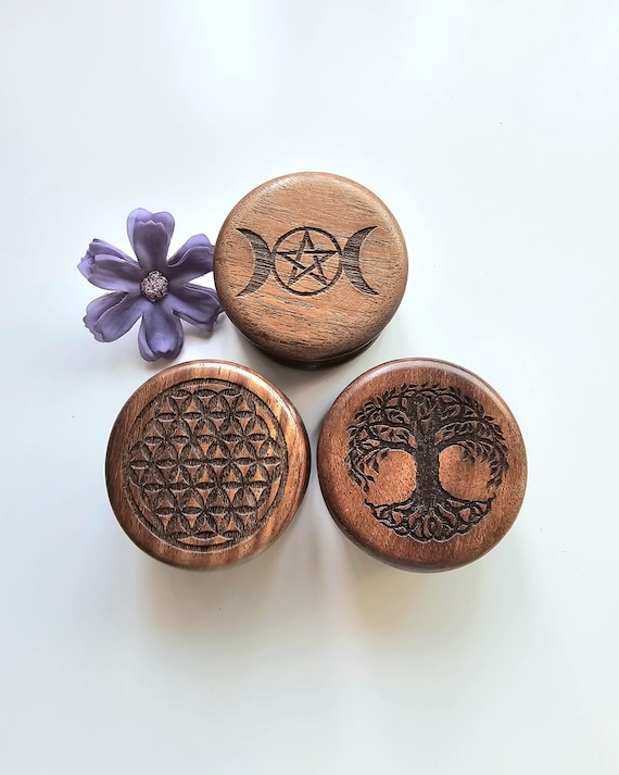 Altar herb grinder, wood herb grinder, carved herb grinder, witchy herbal grinder, 5.5cm - 2.17in, mango wood, Wicca, Altar tool, 3 options