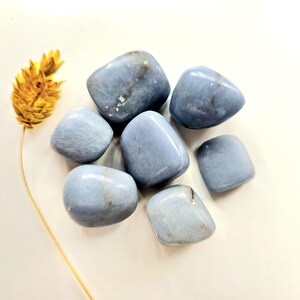 Angelite tumbled, 7 to 8 stones, 100g 3.53oz, Angelite tumbled stone, Angelite Crystal, Angelite Gemstone, Natural angelite