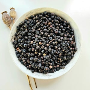 Juniper dried berries, 50g 100g 1.76oz 3.53oz, Juniperus communis, Enebro, Genévrier, Zimbro - black berries