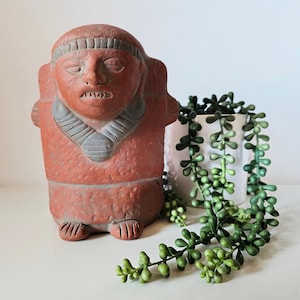 Pre-Columbian Mexican Statue Aztec Figure Mayan Inca Clay Terracotta Figurine, Mexico, Vintage, 1980s, height 17cm 6.69in