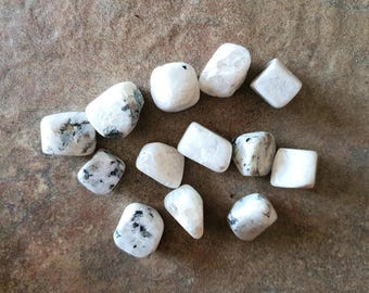 Rainbow moonstone tumble, Moonstone tumbled stone, Moonstone crystal, Moonstone gemstone, Moonstone mineral, 9g to 19g