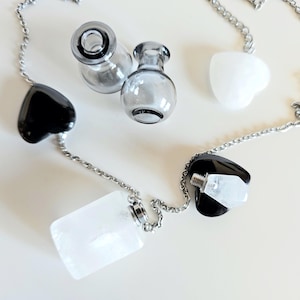 Crystal perfume bottle necklace, Gemstone vial necklace, Perfume bottle necklace, Healing stone necklace, Amulet necklace, CLEAR QUARTZ