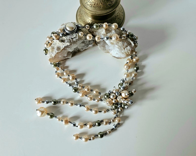 Vintage BIJOUX DE BOHÊME Necklace and Stud Earring Set, Glass pearls necklace and earrings, exclusive handmade Bohemian glass pearls