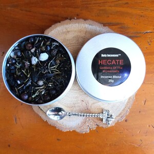 HECATE Goddess of the Crossroads handmade incense blend (25g) + Incense Spoon - Holy Incenses® by Lia Geraldes de Matos
