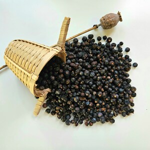 Juniper dried berries, 50g 100g 1.76oz 3.53oz, Juniperus communis, Juniper berry, Enebro, Genévrier, Zimbro - black berries