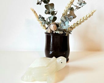 White agate Turtle figurine, Hand carved crystal animal, 8cm 2.56in