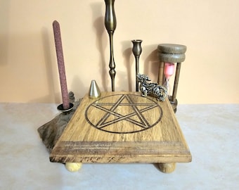 Pentacle mini altar table, wood altar table, pagan altar table, witchy altar table, wicca altar table, mini altar display, 11.5cm - 4.53in