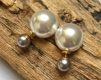 Belles et élégantes boucles d&#39;oreilles double face con perles blanches et grises, coppia di clous d&#39;oreilles en perles de style français