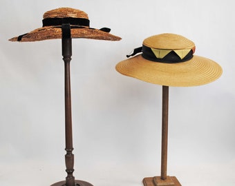 Vintage Damen Strohhüte mit breiter Krempe, Anfang der 1940er Jahre, Lot Of 2