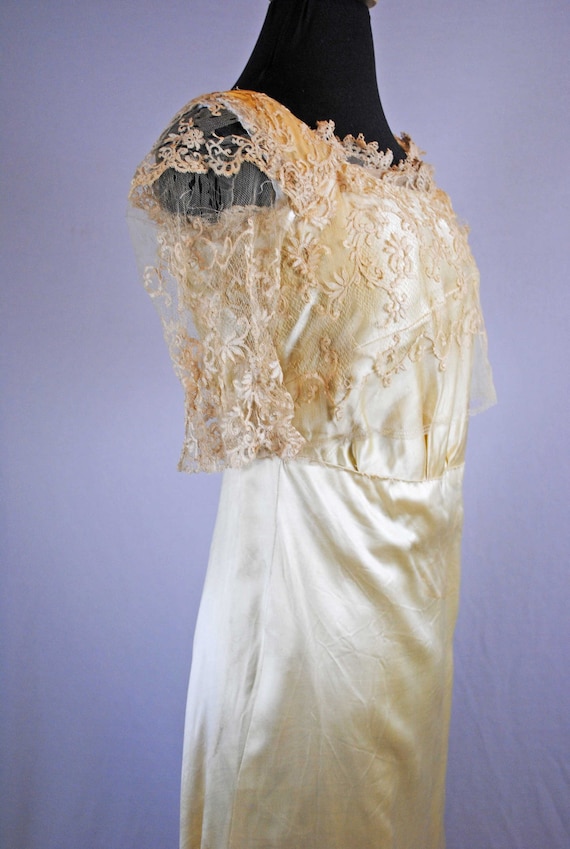 Satin and Lace Evening Dress, 1915 - Etsy Canada Satin and Lace Evening Dress, 1915 - Etsy Canada