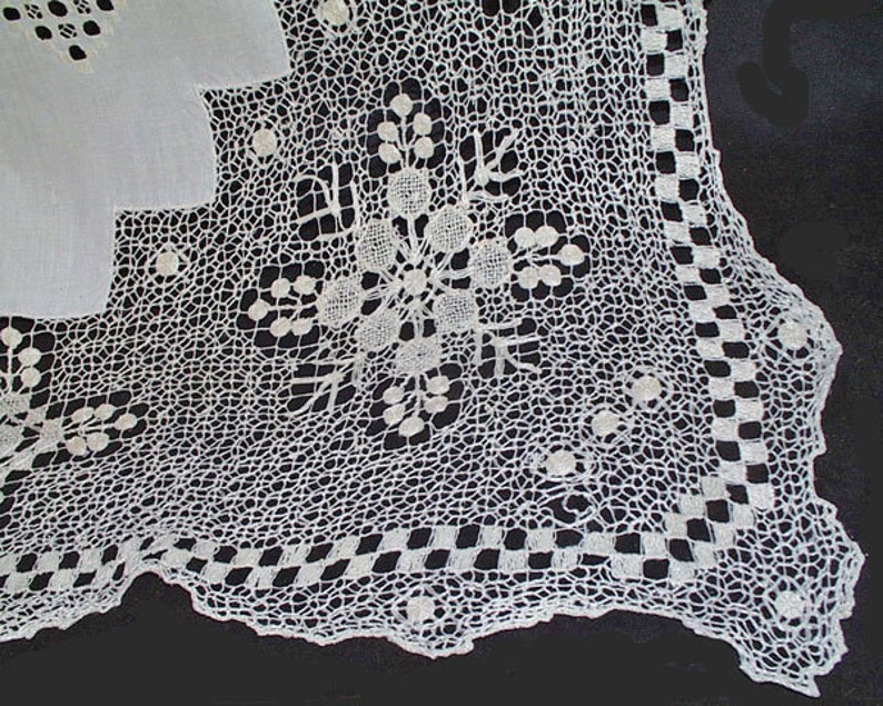 Measures 103 x 68 Hand Embroidered Loomed Net Lace Table Linen Vintage Table Cloth White work Linen Net Lace