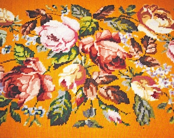 Tapiz grande vintage bordado a punto de aguja, flores de rosas Paragon