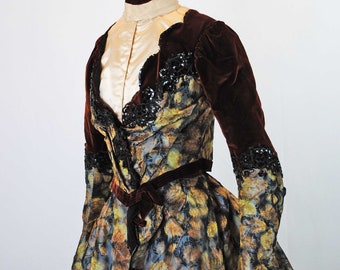 Victorian Silk Taffeta Reception Dress, 2 Piece Patterned Brocade 1890, Museum Deacession