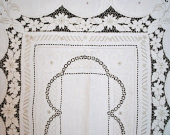 Mantel vintage de lino Madeira: rosas bordadas, calado Richelieu, 12 servilletas (265 x 165 cm)