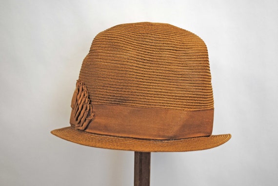 Vintage Ladies Cloche Hats, c1920s Thru 1940s, Lo… - image 6