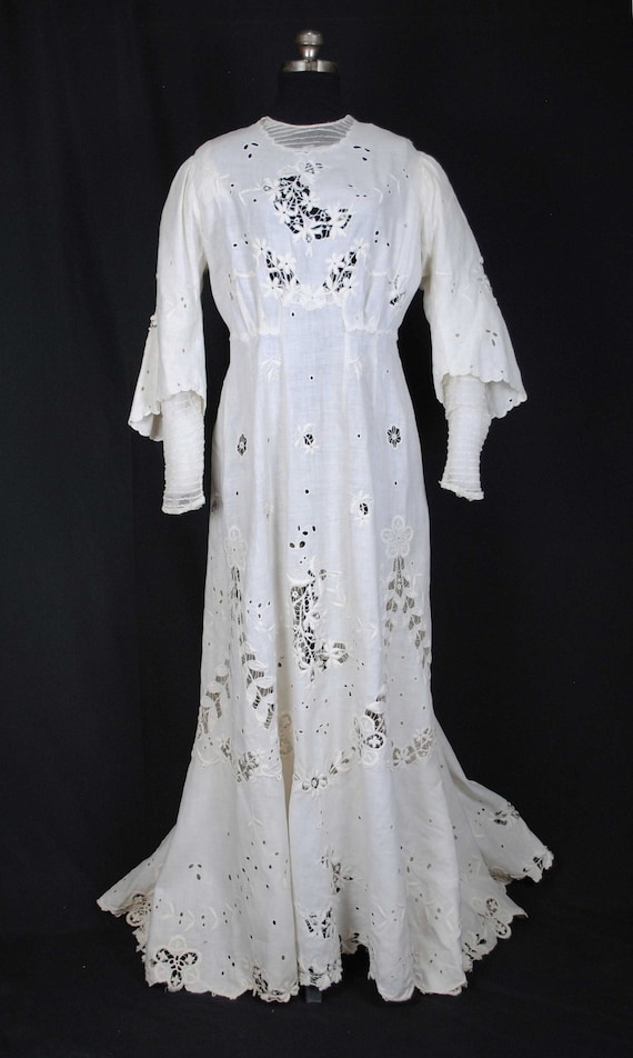 Edwardian Cutwork Whitework Linen Dress, 1912