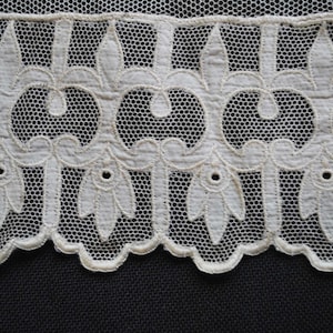 Antique Applique Lace Apron Hand Made White Irish Carrickmacross Lace