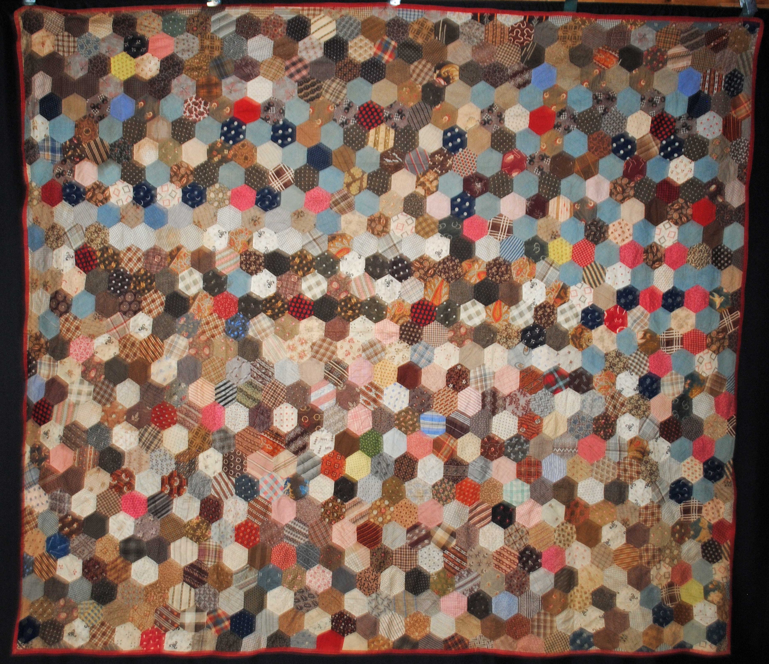 ヴィクトリアンキルトのクロス Victorian Patchwork Reversible Quilt, Triangles and Hexagon, C1880